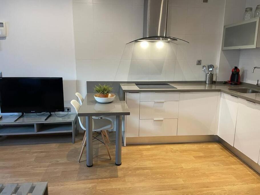 Bonito Apartamento Cerca Del Centro - Trinidad マラガ エクステリア 写真