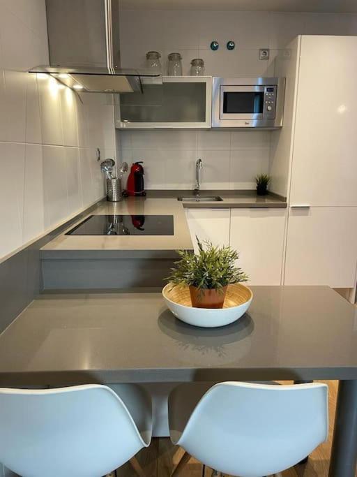 Bonito Apartamento Cerca Del Centro - Trinidad マラガ エクステリア 写真